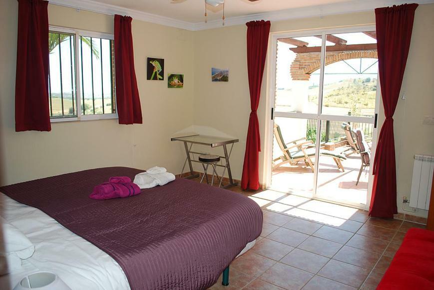 Bed & Breakfast Finca De Los Suenos 阿尔豪林德拉托里 外观 照片